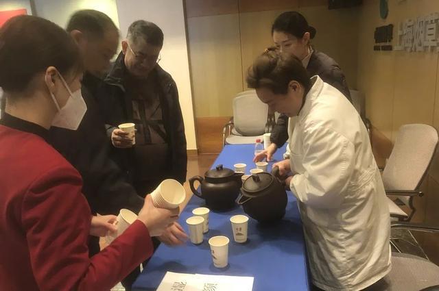 家庭醫(yī)生來了！為職工們送上“專屬”健康服務(wù)(圖4)